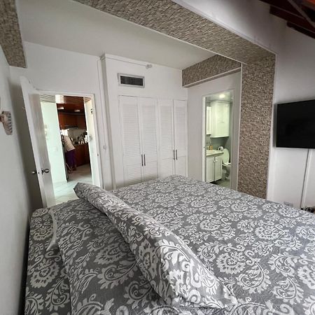 Penthouse Con Vista Al Mar Y Balcon Apartment San Andres  Exterior photo